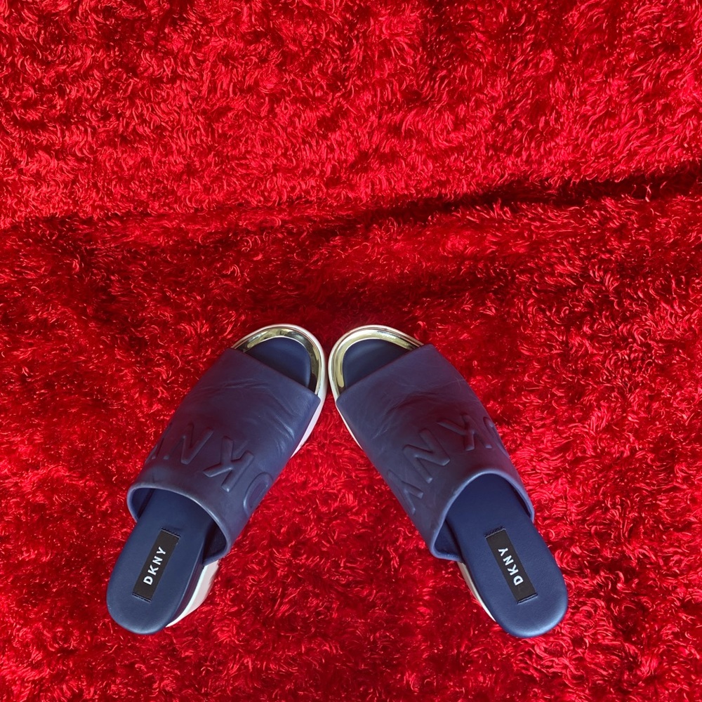 Add this Super Comfortable Platform to your Summer Collection:)
